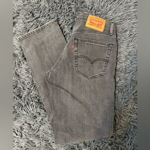 black washed levi pants